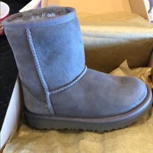 Toddler UGG tall classic grey boots size 10